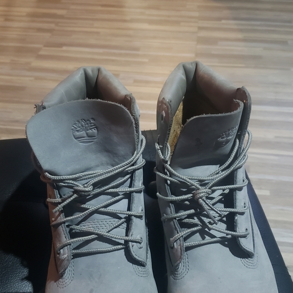 Timberlands - Picture 4 of 6